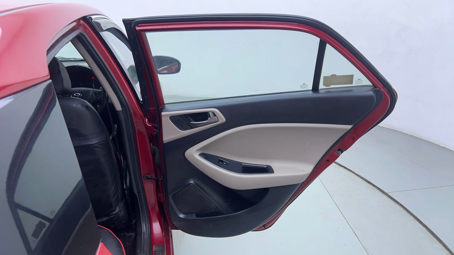 Used 2017 Hyundai Elite i20 Sportz 1.2 CNG (Outside fitted) Cng Manual interior RIGHT REAR DOOR OPEN VIEW
