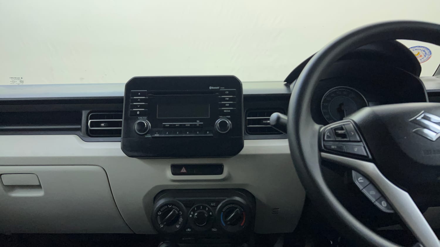 Used 2020 Maruti Suzuki Ignis Delta 1.2 AMT Petrol Automatic interior MUSIC SYSTEM & AC CONTROL VIEW
