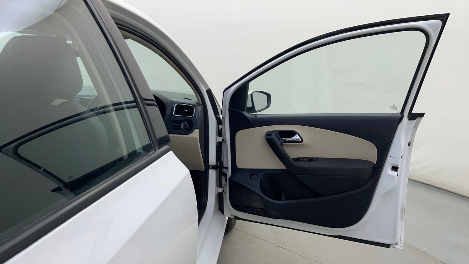 Used 2019 Skoda Rapid Ambition 1.6 MPI AT Petrol Automatic interior RIGHT FRONT DOOR OPEN VIEW