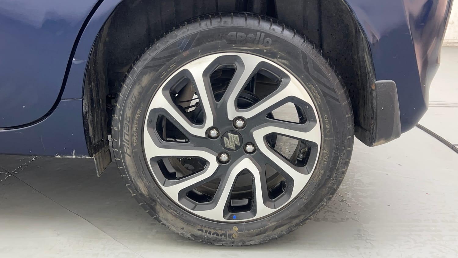 Used 2022 Maruti Suzuki Baleno Alpha MT Petrol Manual tyres LEFT REAR TYRE RIM VIEW