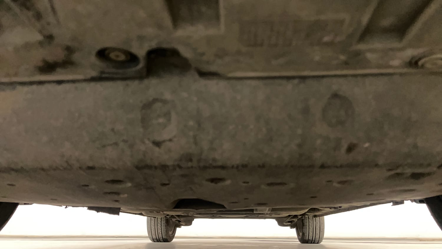 Used 2023 Honda City ZX Petrol MT Petrol Manual extra FRONT LEFT UNDERBODY VIEW