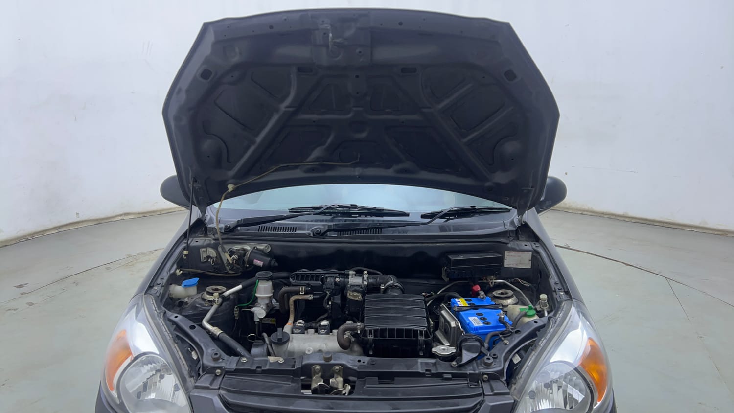 Used 2018 Maruti Suzuki Alto 800 LXi Petrol Manual engine ENGINE & BONNET OPEN FRONT VIEW