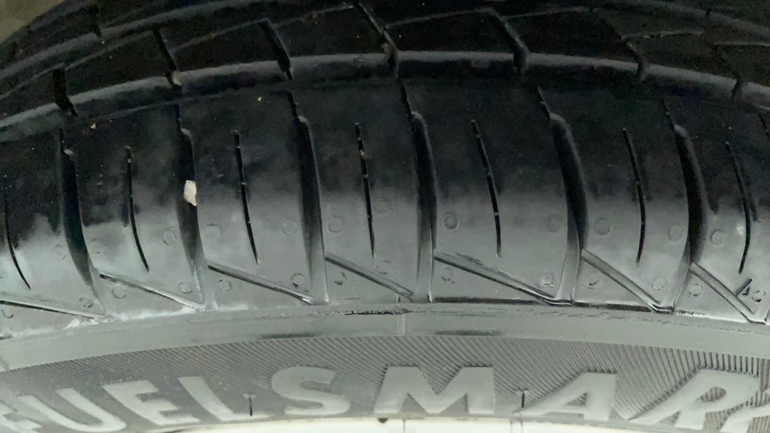 Used 2019 Maruti Suzuki Alto 800 LXi Petrol Manual tyres LEFT FRONT TYRE TREAD VIEW