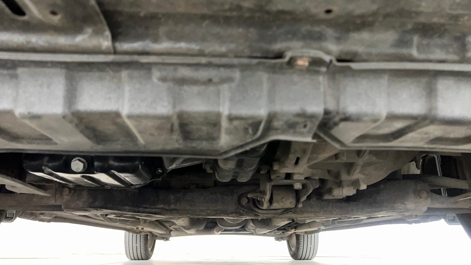 Used 2012 Hyundai Verna Fluidic 1.6 VTVT SX Petrol Manual extra FRONT LEFT UNDERBODY VIEW