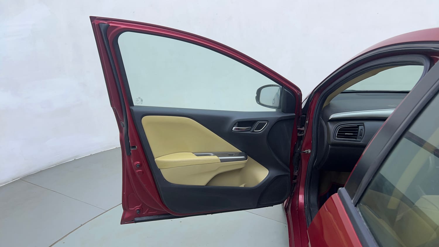 Used 2019 Honda City ZX CVT Petrol Petrol Automatic interior LEFT FRONT DOOR OPEN VIEW