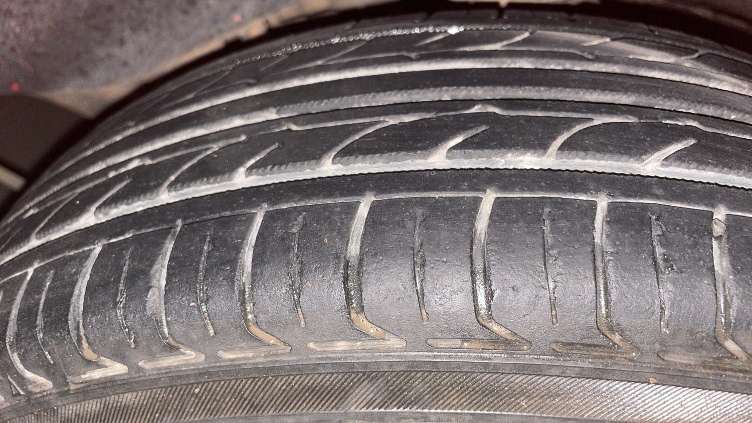 Used 2013 Maruti Suzuki A-Star Vxi Petrol Manual tyres LEFT REAR TYRE TREAD VIEW