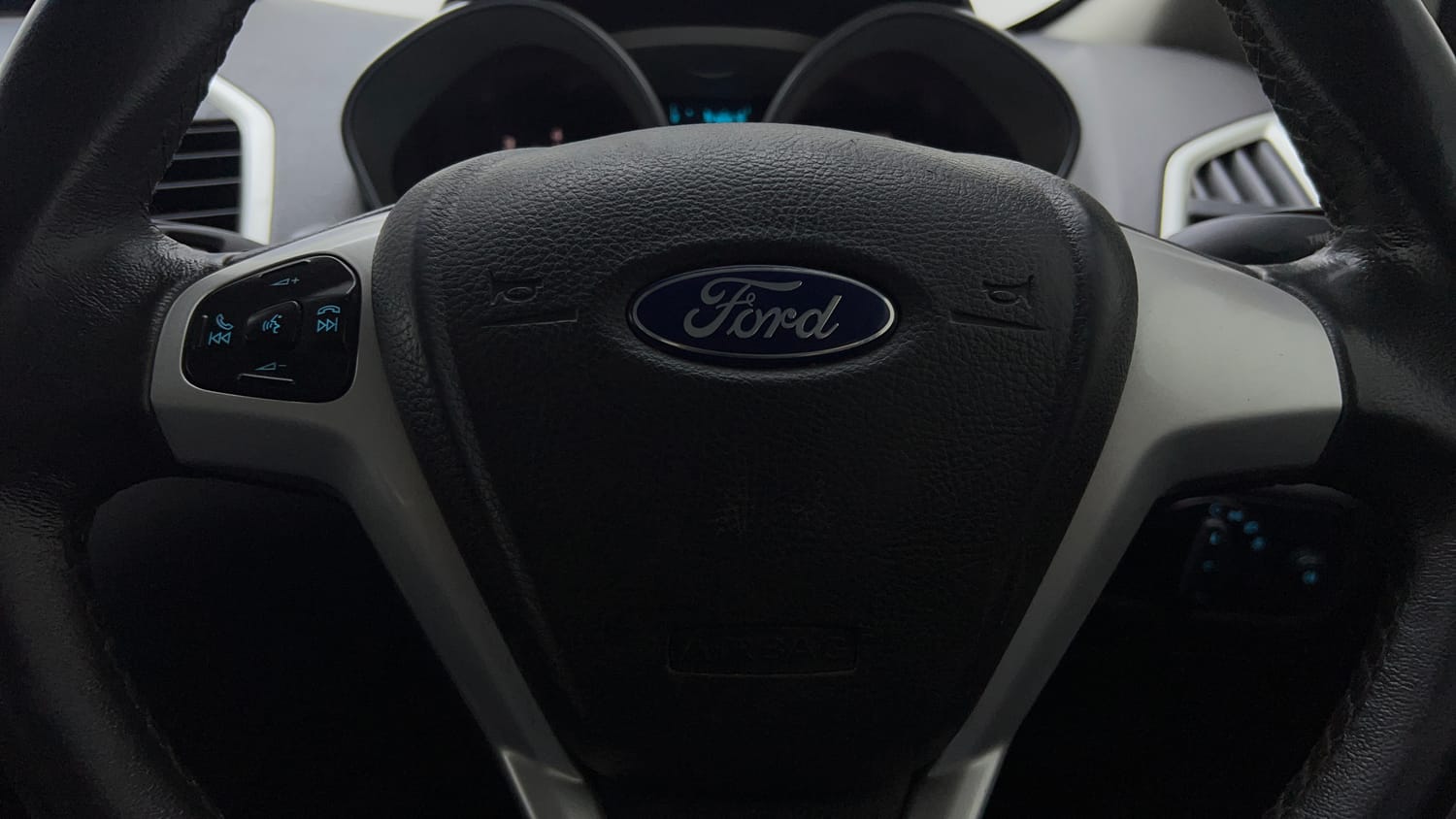 Used 2016 Ford EcoSport Titanium+ 1.0L EcoBoost Petrol Manual top_features Airbags