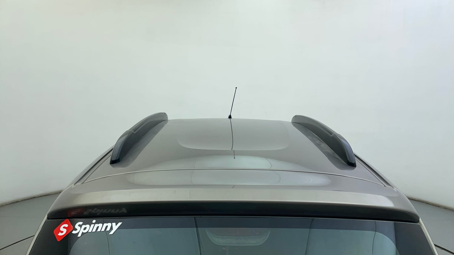 Used 2019 Renault Kwid RXT (O) 1.0 SCE Edition Petrol Manual exterior EXTERIOR ROOF VIEW