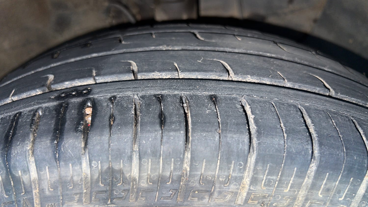 Used 2017 Hyundai Elite i20 Sportz 1.2 CNG (Outside fitted) Cng Manual tyres RIGHT FRONT TYRE TREAD VIEW