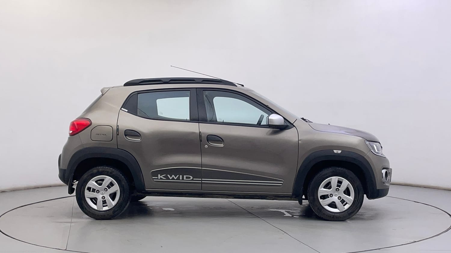 Used 2019 Renault Kwid RXT (O) 1.0 SCE Edition Petrol Manual exterior RIGHT SIDE VIEW