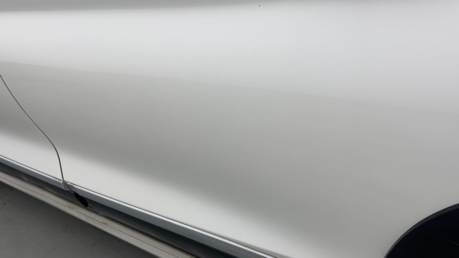 Used 2023 Maruti Suzuki XL6 Zeta AT Petrol Petrol Automatic dents MINOR SCRATCH