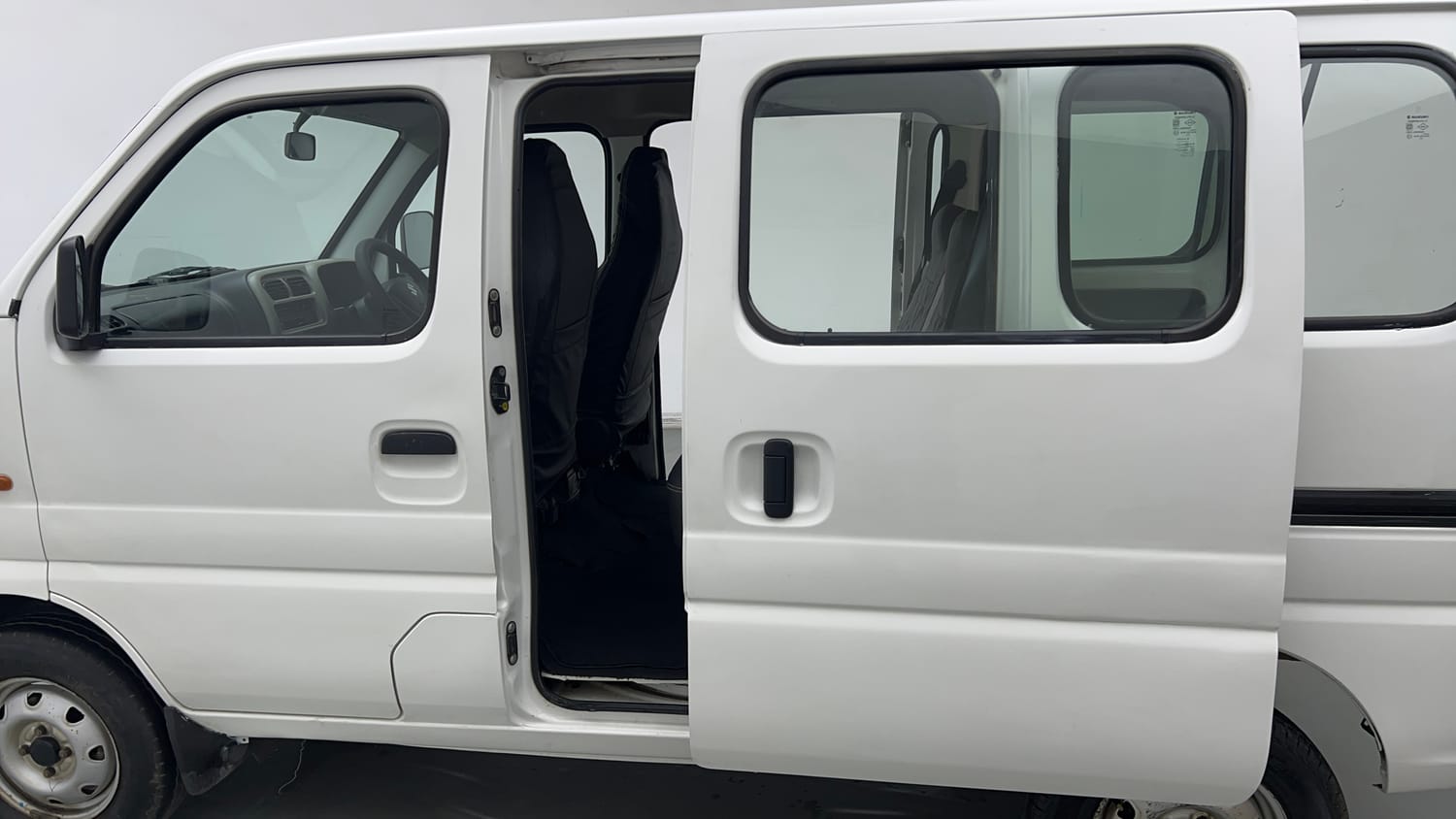 Used 2022 Maruti Suzuki Eeco 5 STR AC (O) Petrol Manual interior LEFT REAR DOOR OPEN VIEW