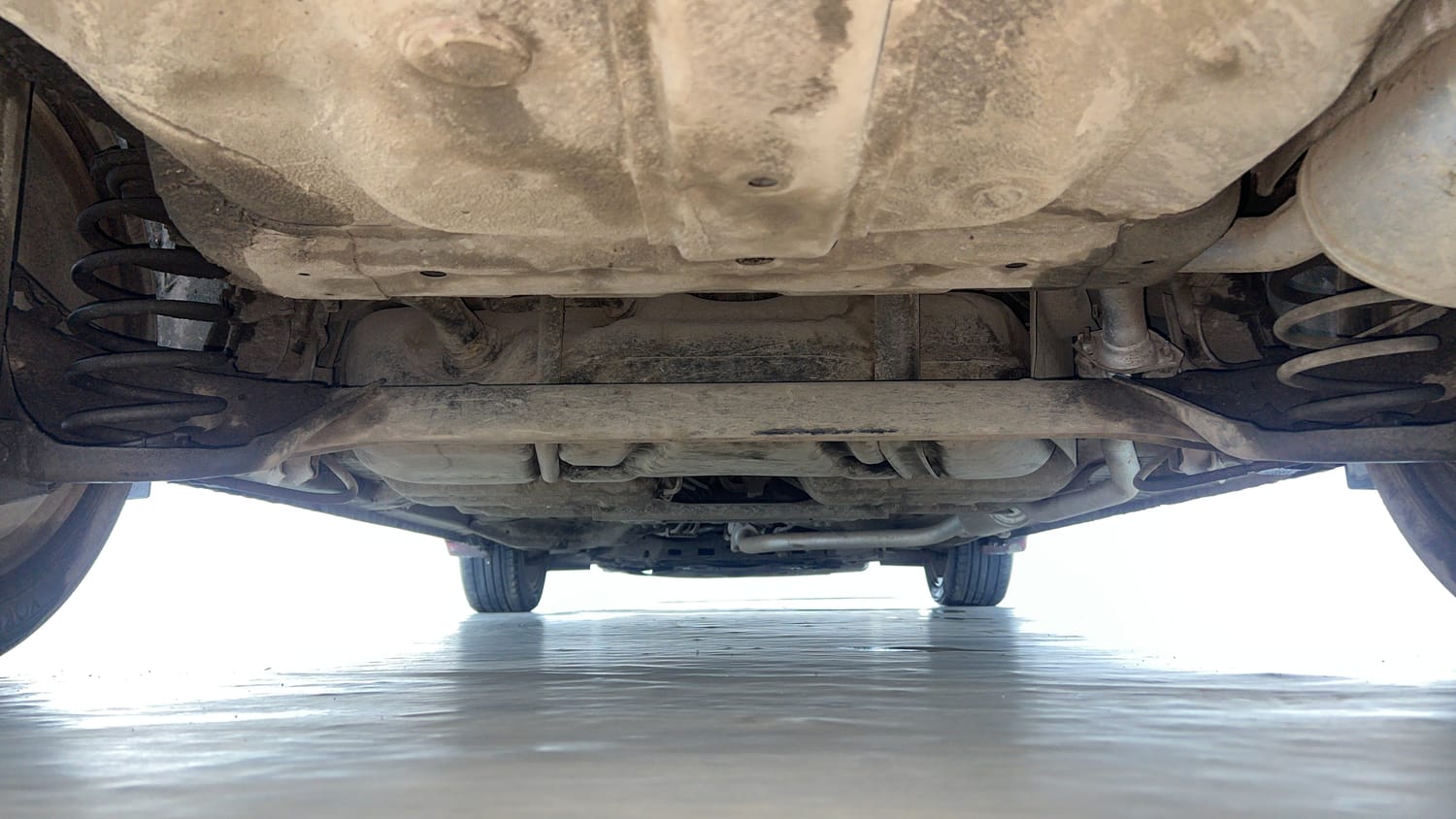 Used 2019 Honda City ZX CVT Petrol Petrol Automatic extra REAR UNDERBODY VIEW (TAKEN FROM REAR)
