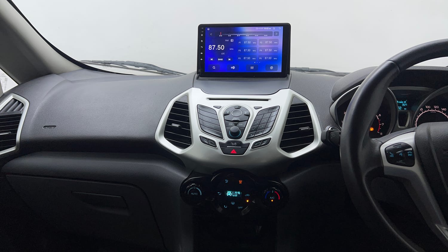 Used 2016 Ford EcoSport Titanium+ 1.0L EcoBoost Petrol Manual interior MUSIC SYSTEM & AC CONTROL VIEW