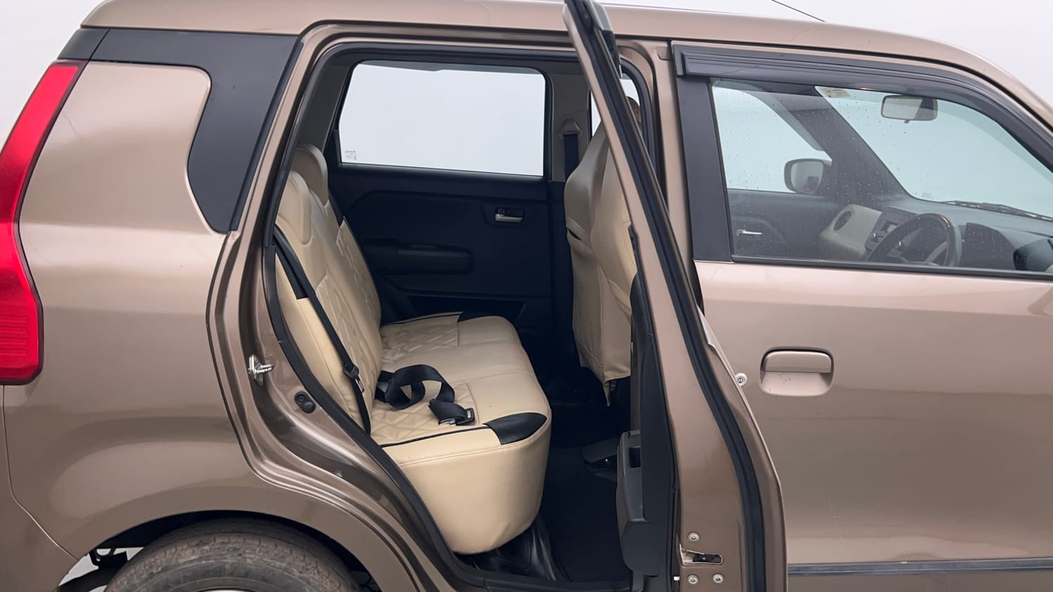 Used 2019 Maruti Suzuki Wagon R VXi 1.2 AMT Petrol Automatic interior RIGHT SIDE REAR DOOR CABIN VIEW