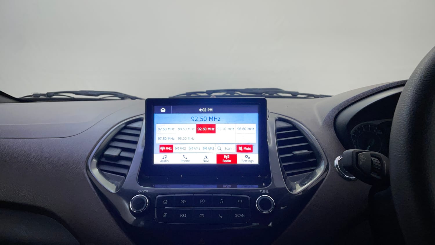 Used 2019 Ford Freestyle Titanium 1.2 Ti-VCT Petrol Manual top_features Integrated (in-dash) music system