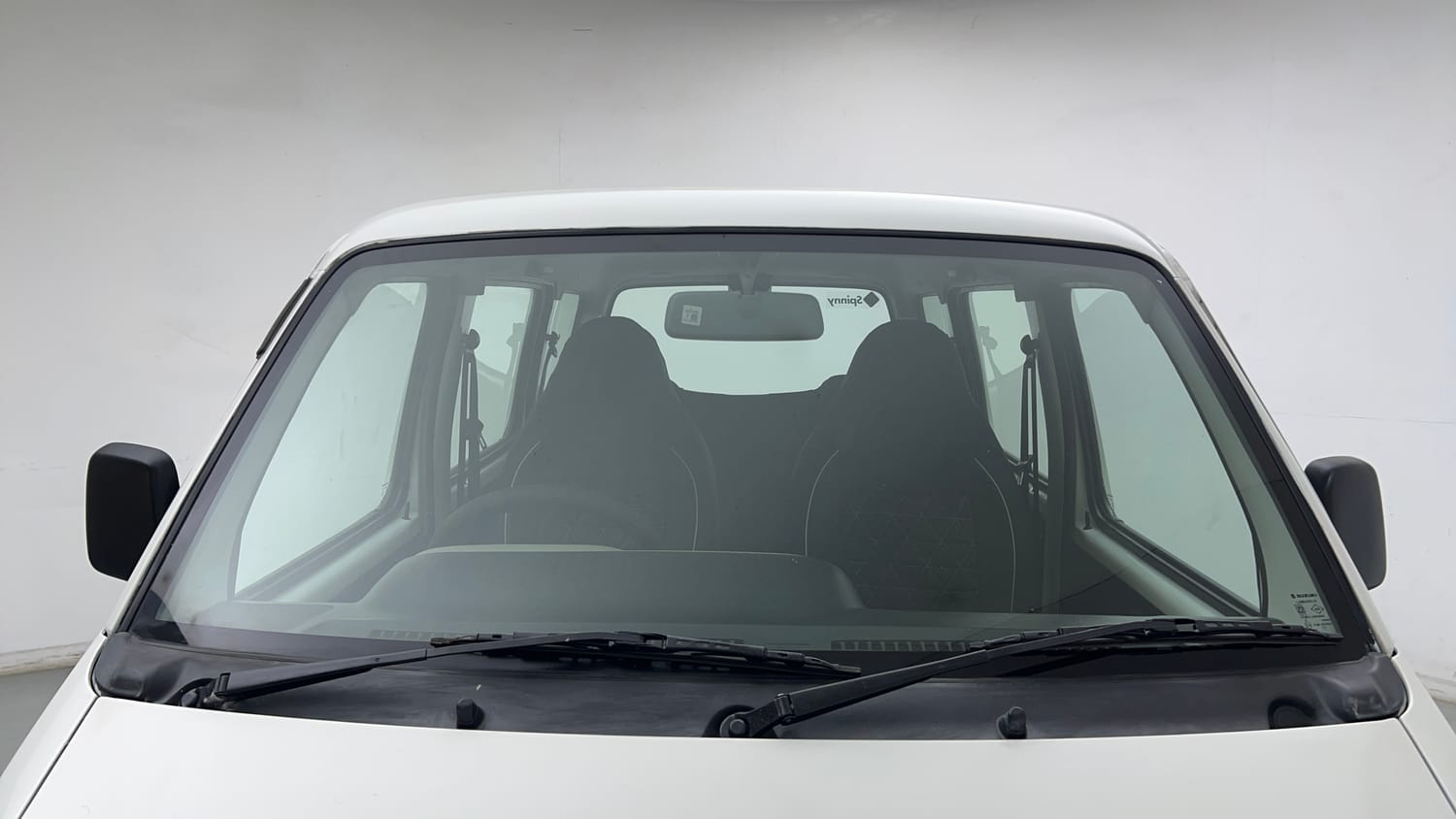 Used 2022 Maruti Suzuki Eeco 5 STR AC (O) Petrol Manual exterior FRONT WINDSHIELD VIEW