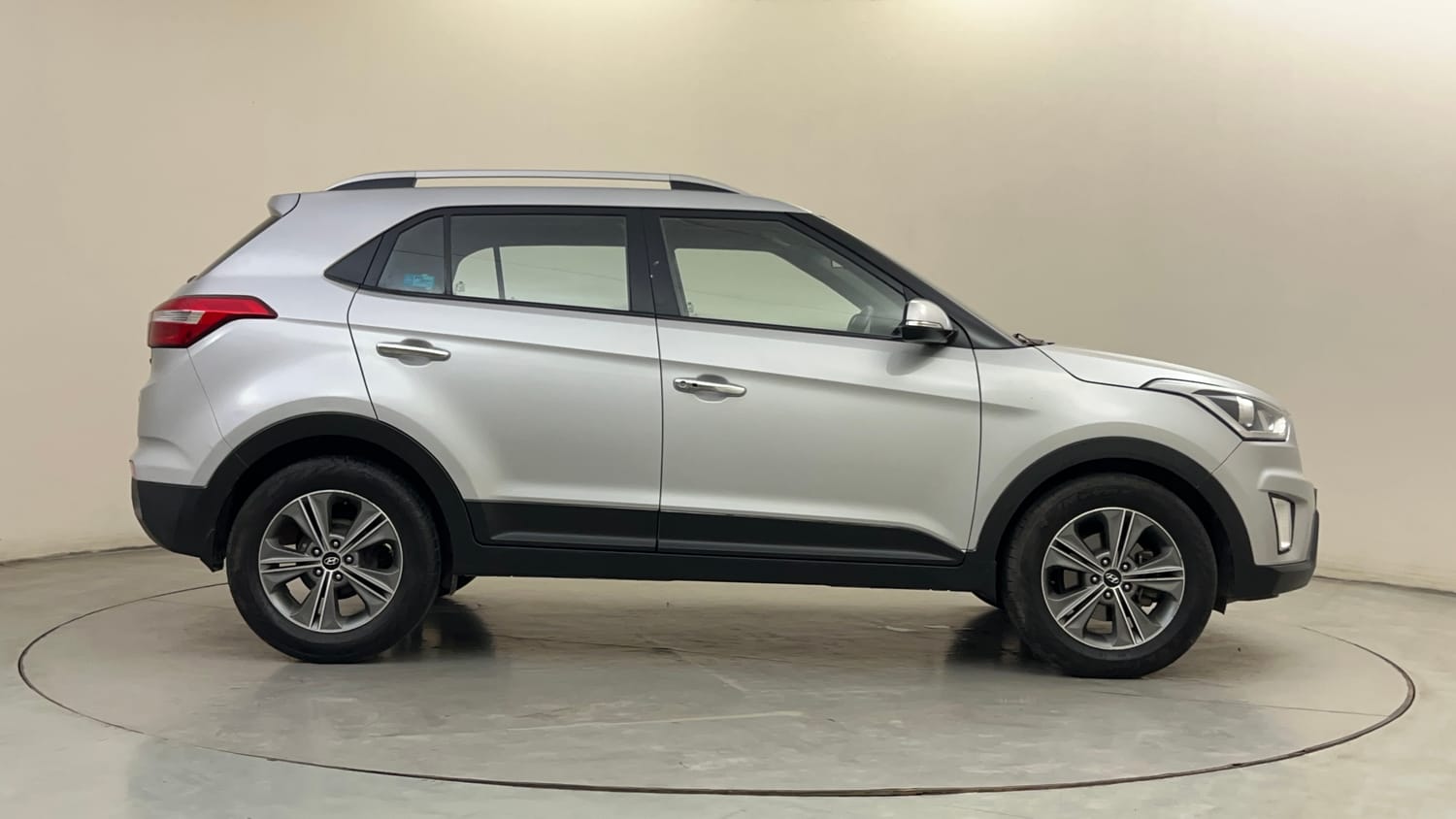 Used 2017 Hyundai Creta 1.6 SX Plus AT Diesel Automatic exterior RIGHT SIDE VIEW