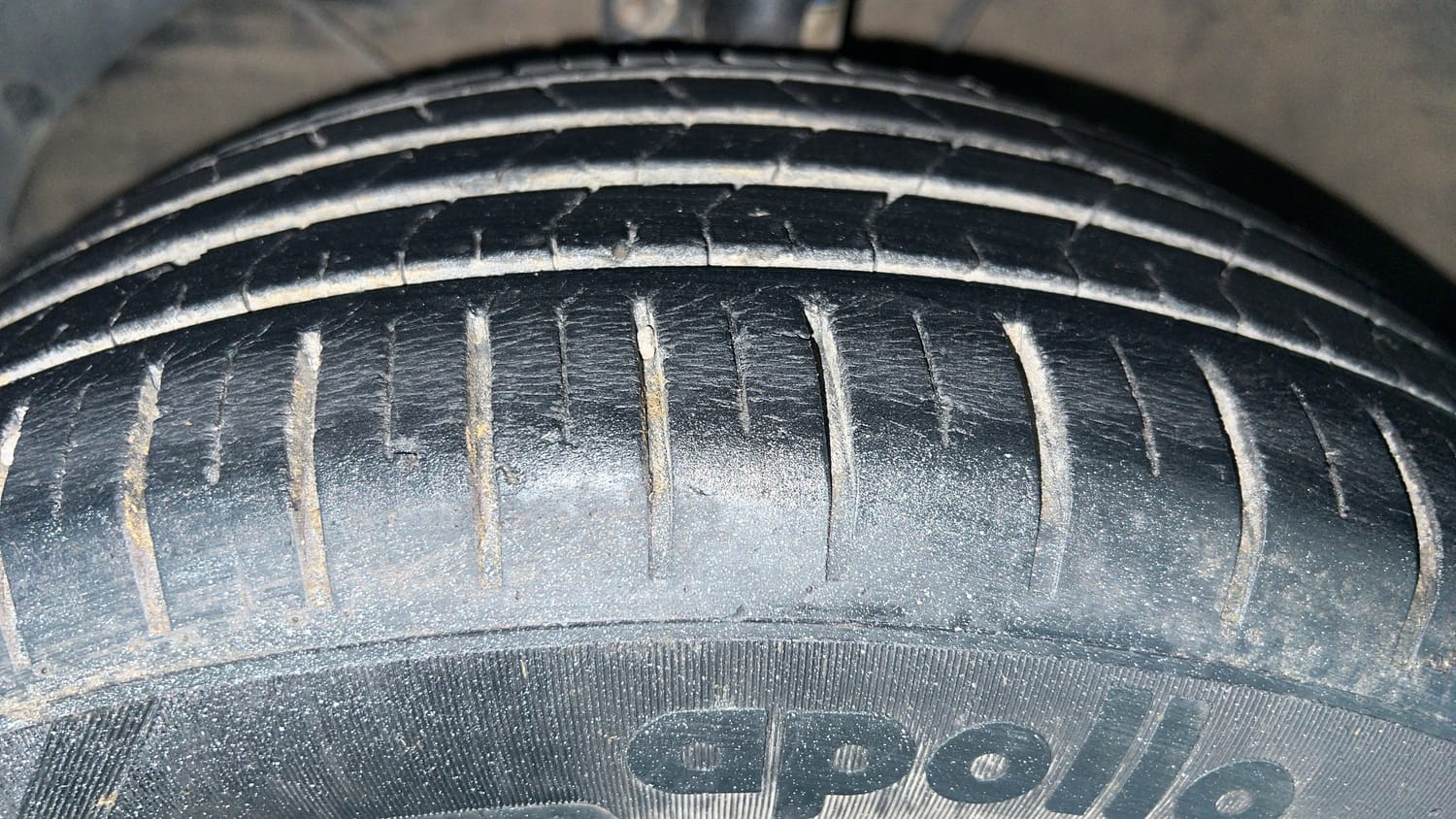 Used 2022 Maruti Suzuki Baleno Alpha MT Petrol Manual tyres LEFT FRONT TYRE TREAD VIEW