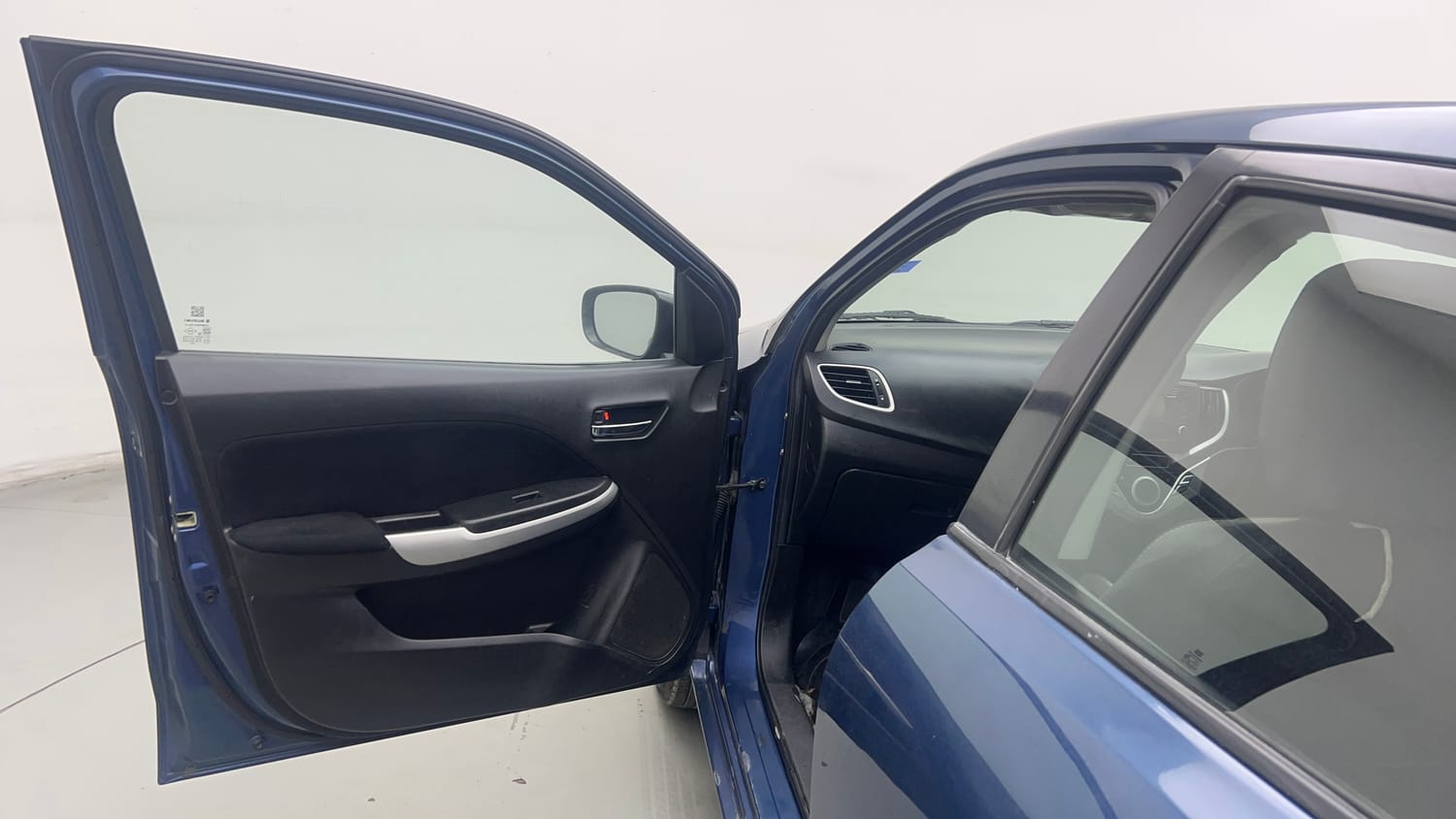 Used 2016 Maruti Suzuki Baleno Delta 1.2 Petrol Manual interior LEFT FRONT DOOR OPEN VIEW