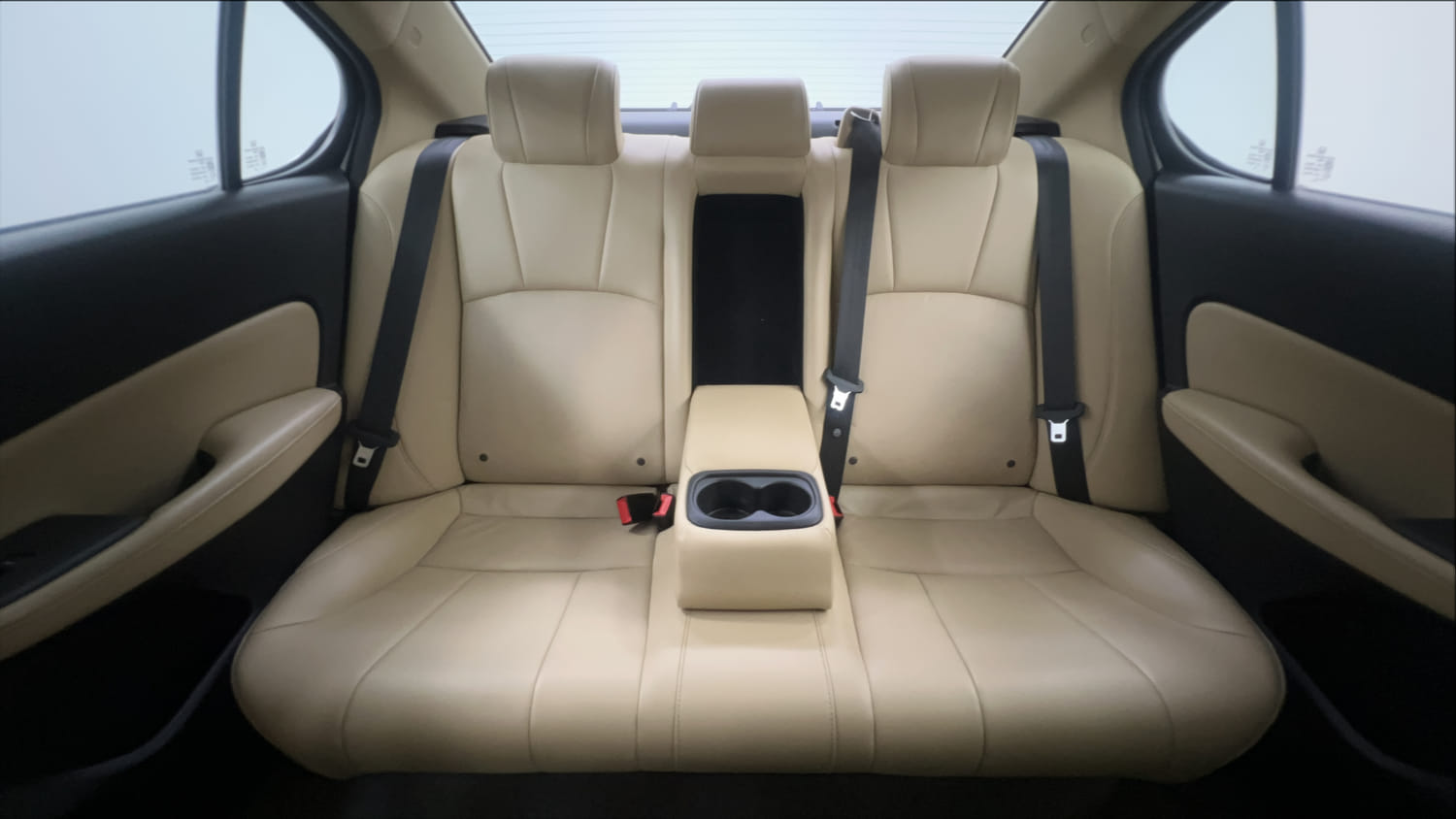 Used 2023 Honda City ZX Petrol MT Petrol Manual interior REAR SEAT CONDITION VIEW