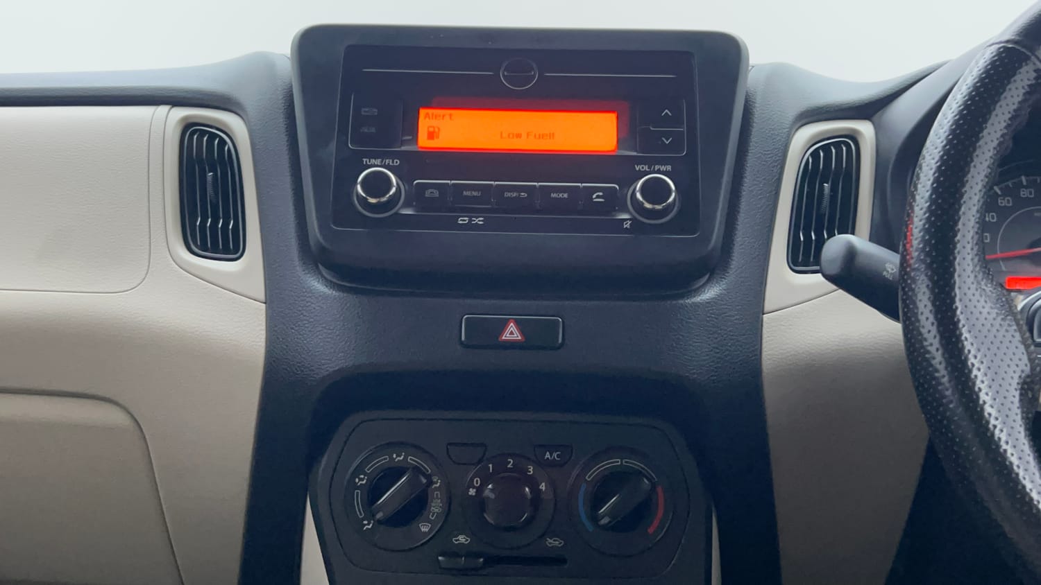 Used 2019 Maruti Suzuki Wagon R VXi 1.2 AMT Petrol Automatic interior MUSIC SYSTEM & AC CONTROL VIEW