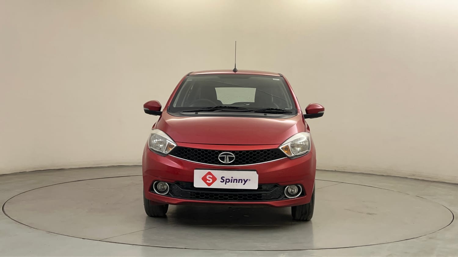 Used 2018 Tata Tiago Revotron XZA Petrol Automatic exterior FRONT VIEW