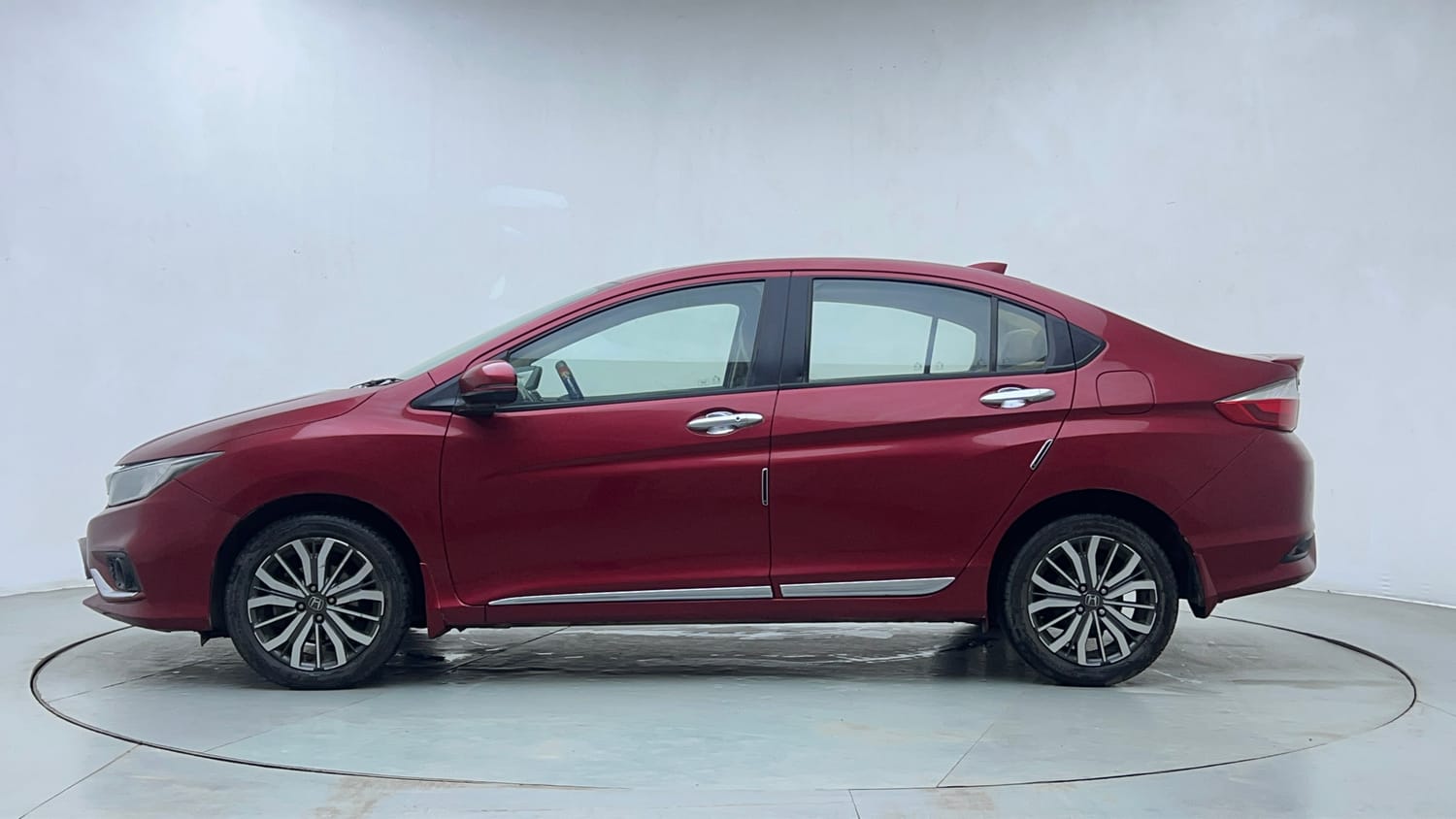 Used 2019 Honda City ZX CVT Petrol Petrol Automatic exterior LEFT SIDE VIEW