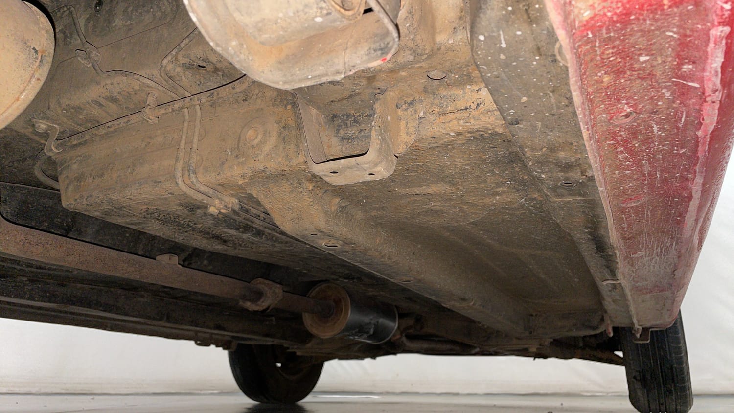 Used 2013 Maruti Suzuki A-Star Vxi Petrol Manual extra REAR RIGHT UNDERBODY VIEW