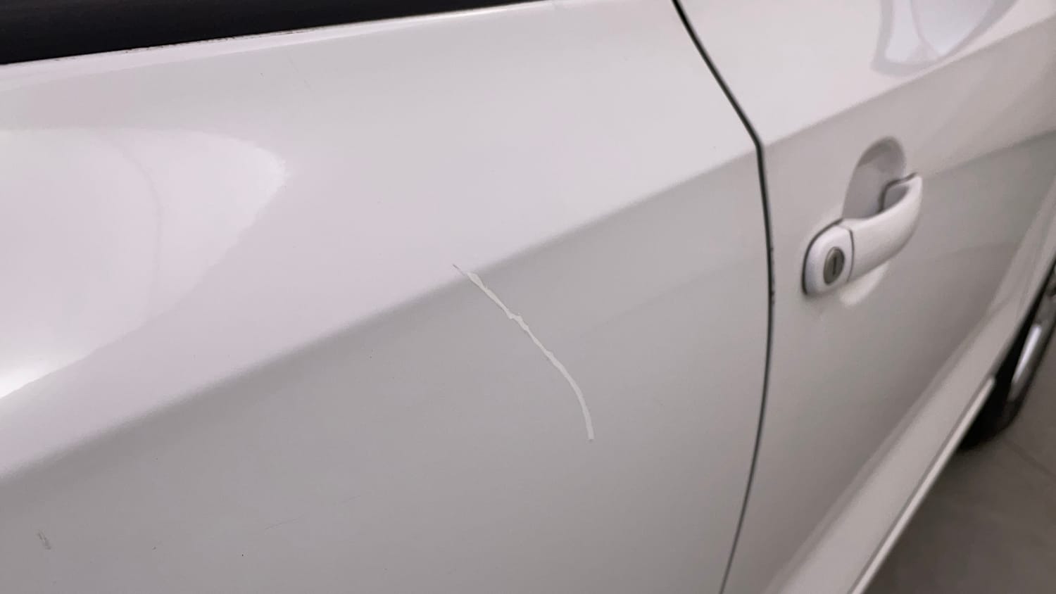 Used 2019 Skoda Rapid Ambition 1.6 MPI AT Petrol Automatic dents MINOR SCRATCH
