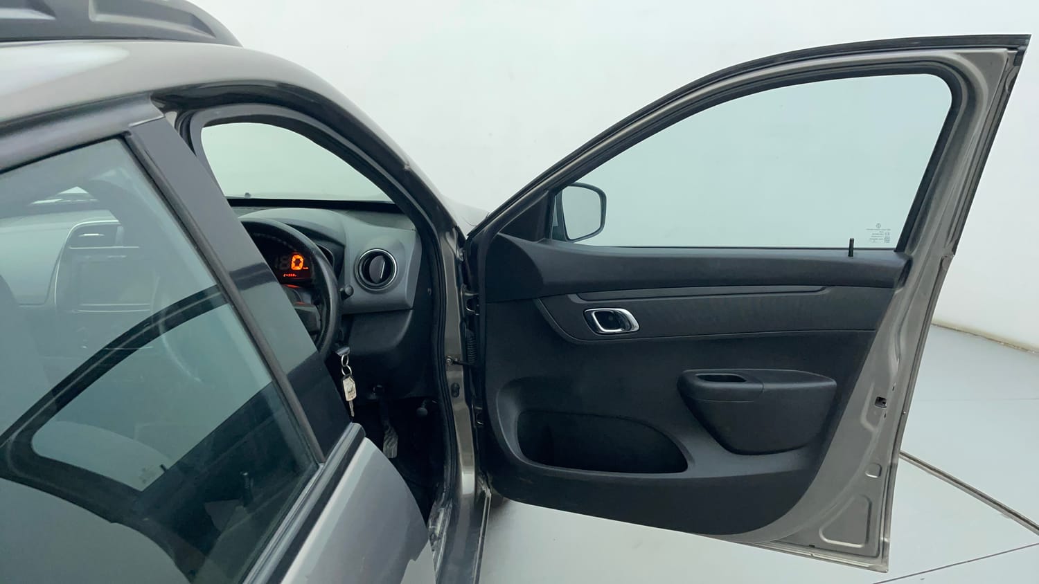 Used 2019 Renault Kwid RXT (O) 1.0 SCE Edition Petrol Manual interior RIGHT FRONT DOOR OPEN VIEW