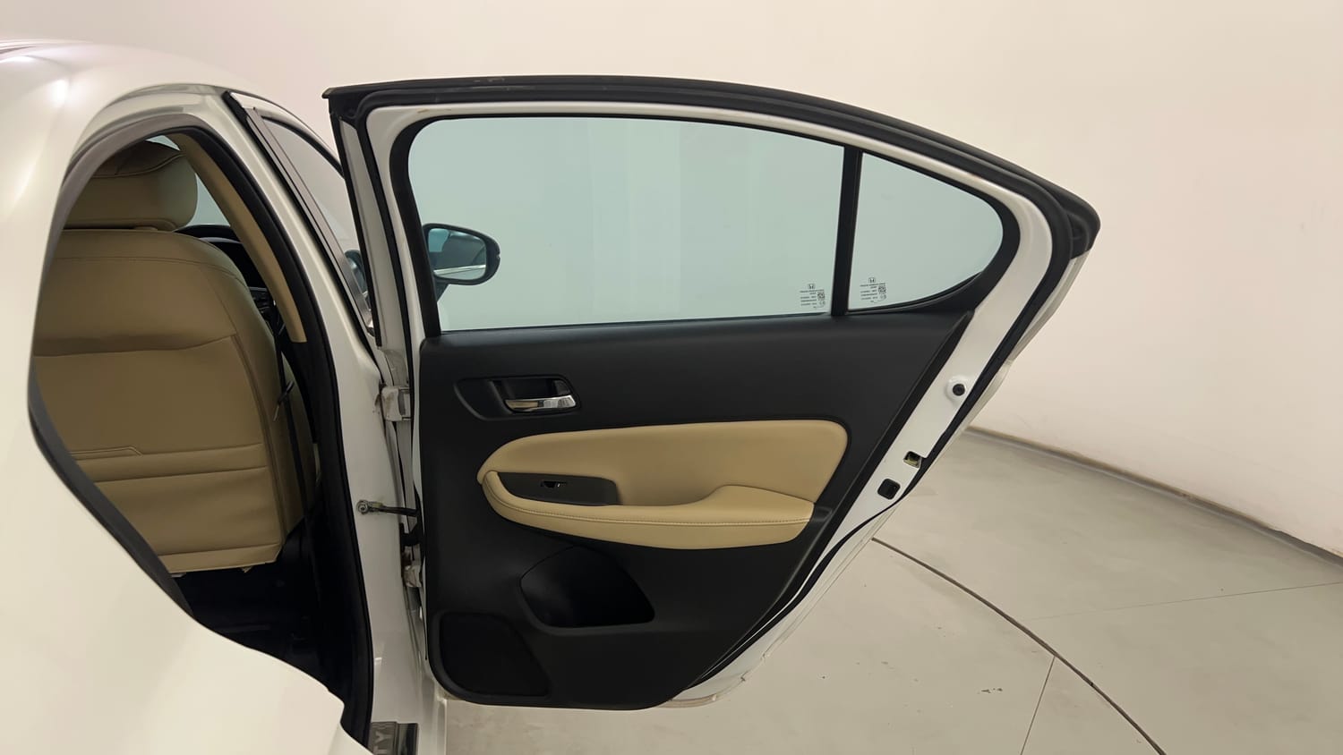 Used 2023 Honda City ZX Petrol MT Petrol Manual interior RIGHT REAR DOOR OPEN VIEW