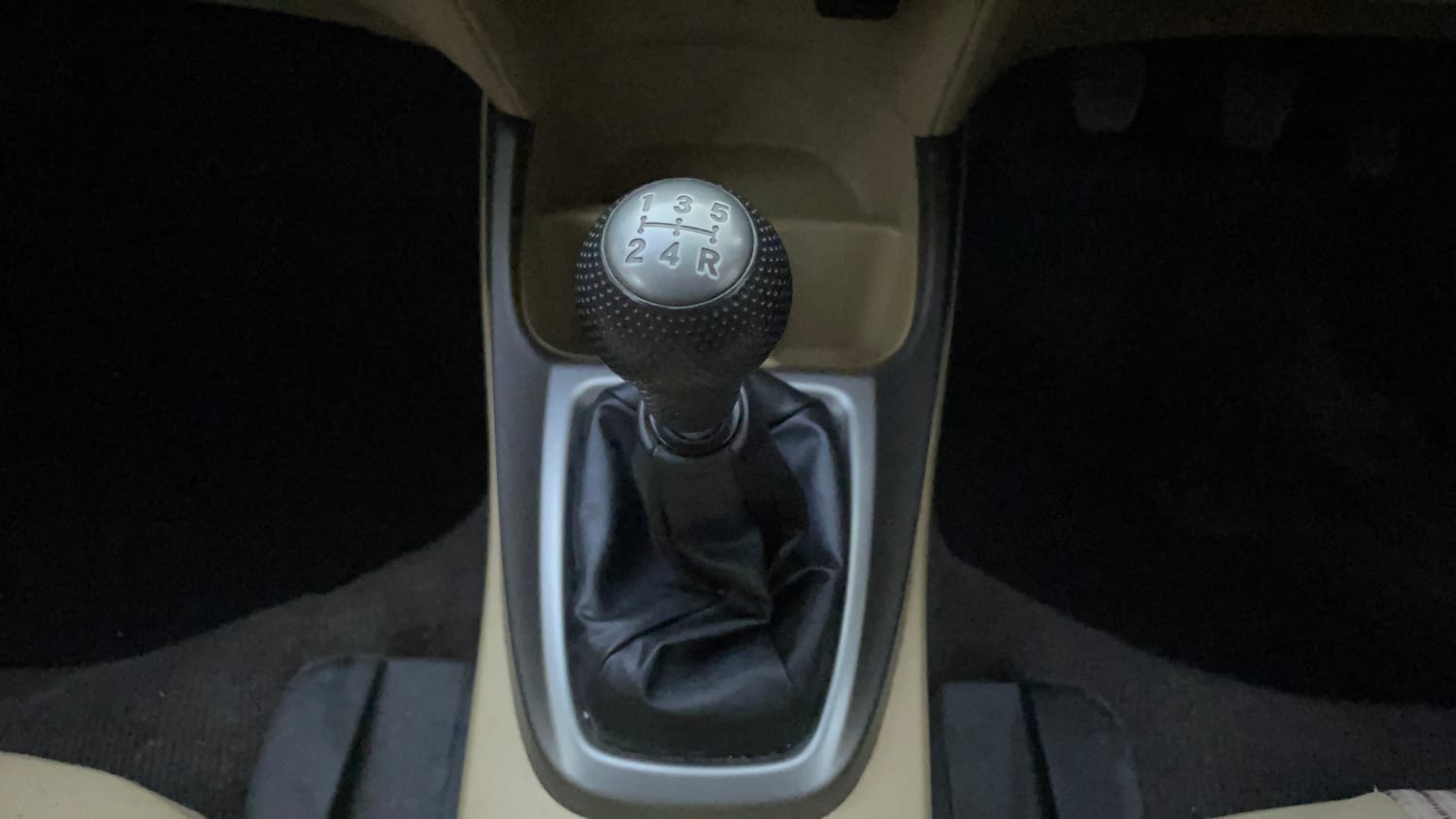 Used 2012 Honda City 1.5 S MT Petrol Manual interior GEAR  KNOB VIEW