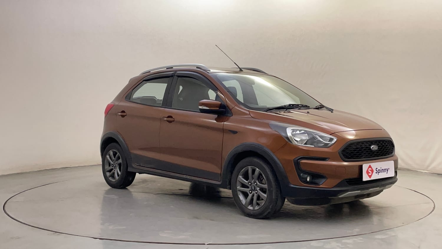 Used 2019 Ford Freestyle Titanium 1.2 Ti-VCT Petrol Manual exterior RIGHT FRONT CORNER VIEW