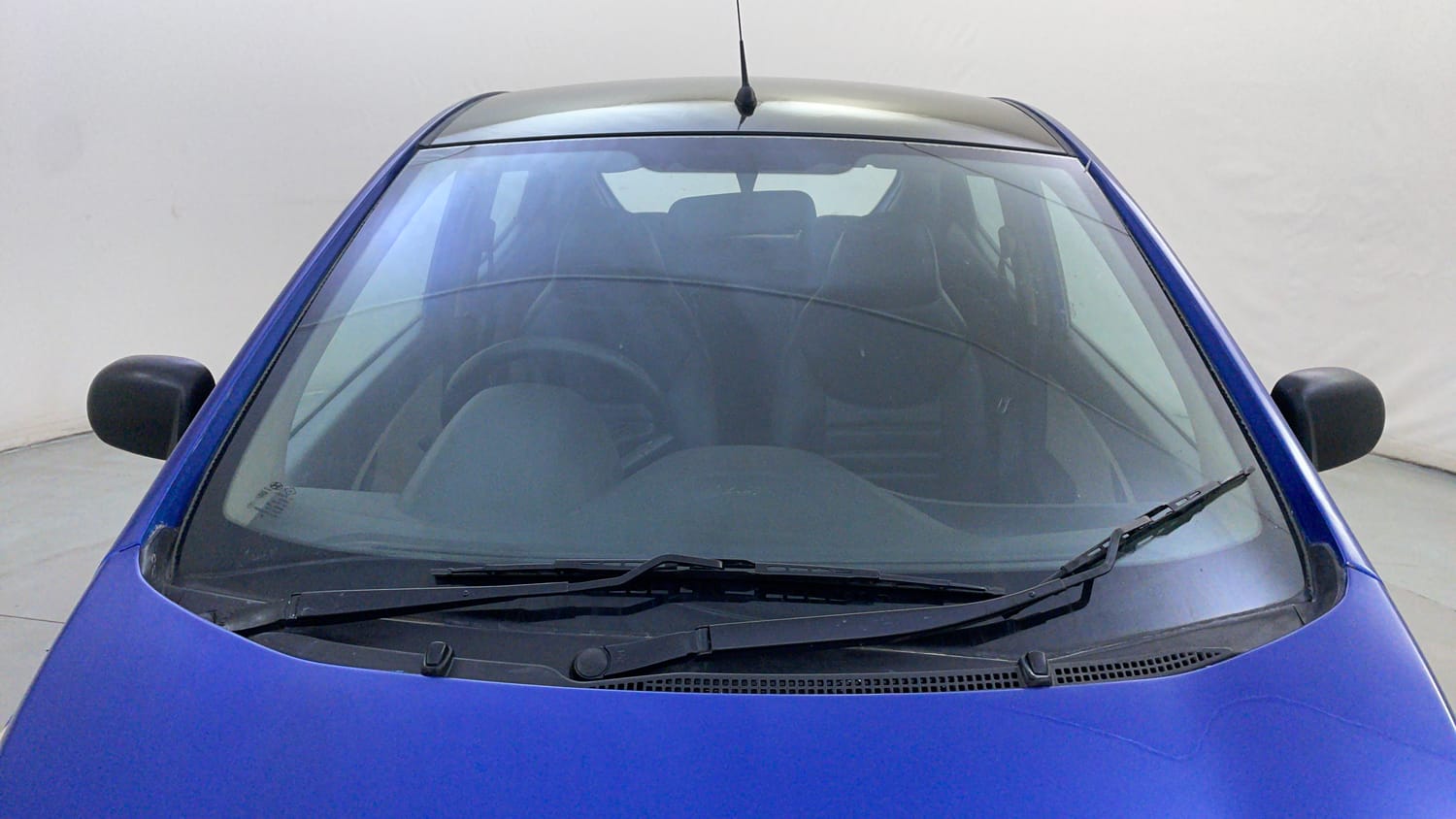 Used 2012 Hyundai Eon Era Petrol Manual exterior FRONT WINDSHIELD VIEW