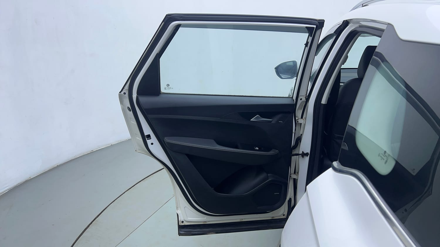 Used 2019 MG Motors Hector Sharp Hybrid 1.5 Petrol Hybrid Manual interior LEFT REAR DOOR OPEN VIEW