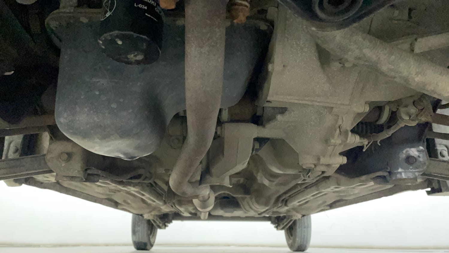 Used 2019 Maruti Suzuki Alto 800 LXi Petrol Manual extra FRONT LEFT UNDERBODY VIEW
