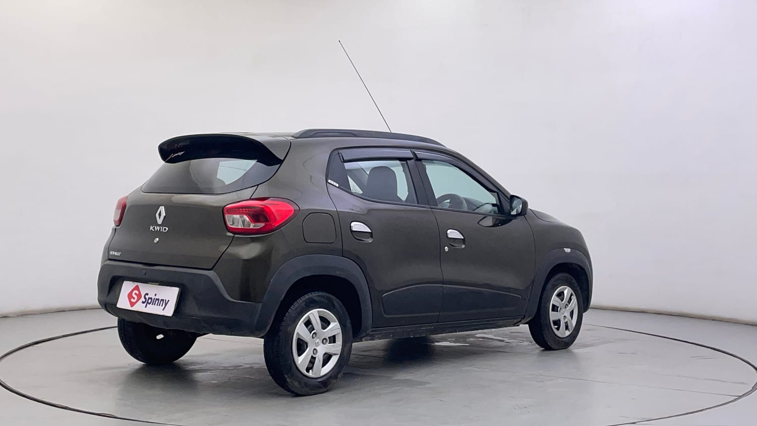 Used 2018 Renault Kwid RXT Petrol Manual exterior RIGHT REAR CORNER VIEW