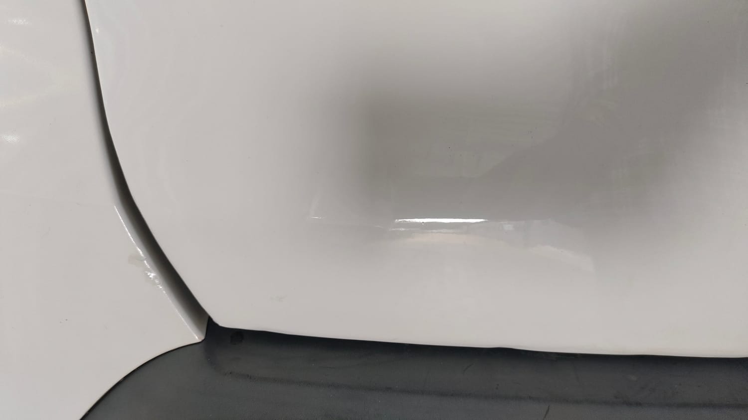 Used 2017 Renault Kwid 1.0 RXT AMT Opt Petrol Automatic dents MINOR DENT