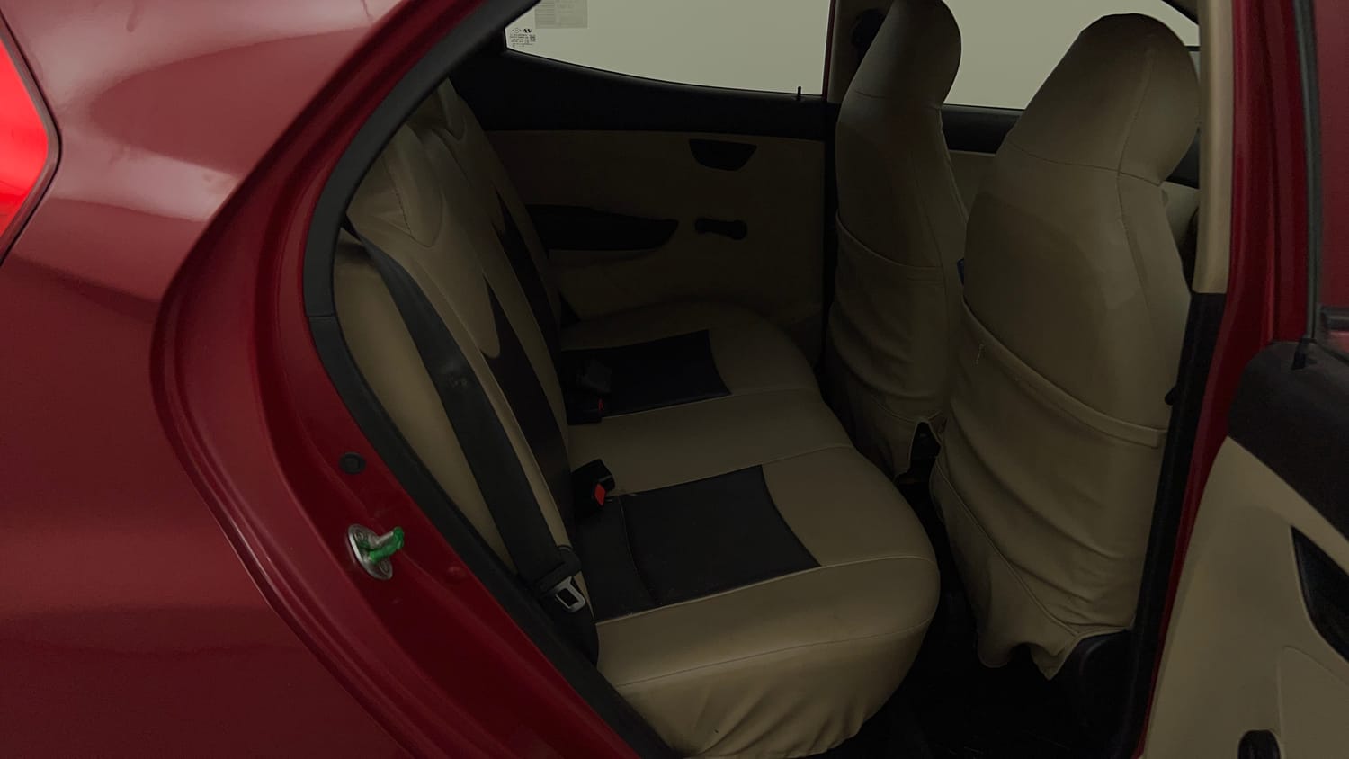 Used 2015 Hyundai Eon Magna + Petrol Manual interior RIGHT SIDE REAR DOOR CABIN VIEW