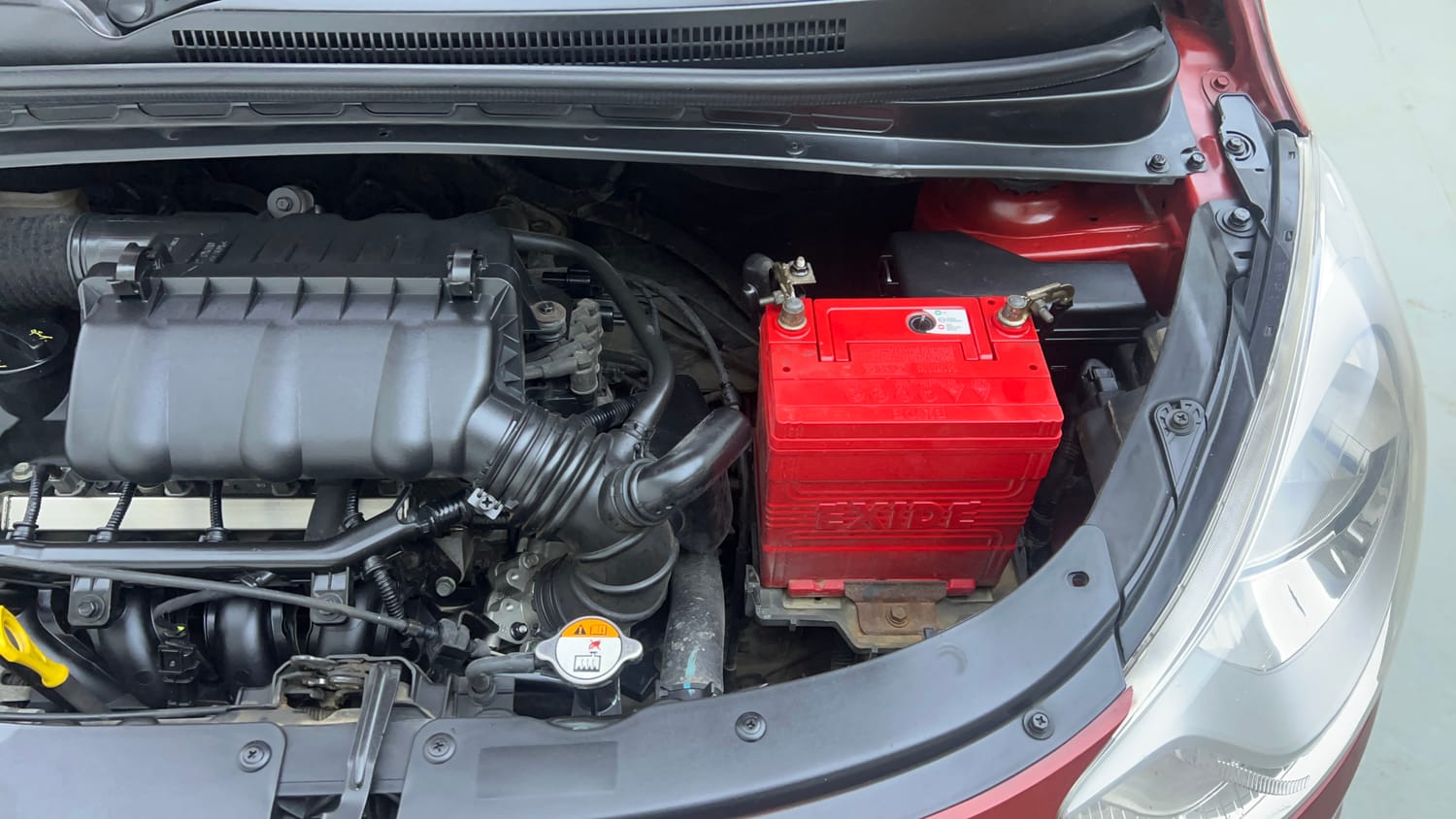 Used 2012 Hyundai i10 Sportz 1.2 Kappa2 Petrol Manual engine ENGINE LEFT SIDE VIEW
