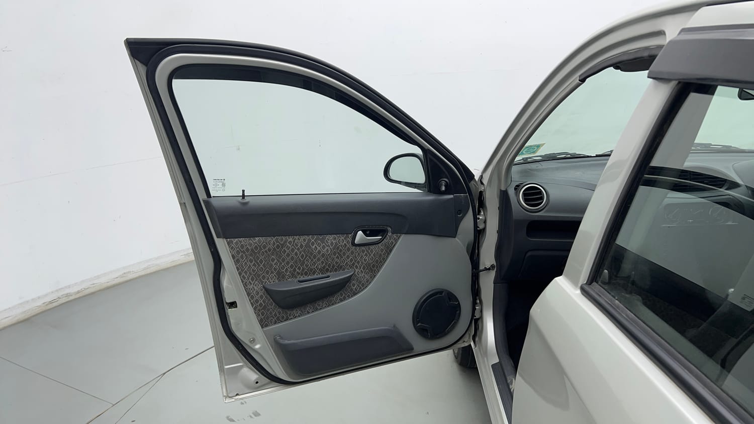 Used 2019 Maruti Suzuki Alto 800 LXi Petrol Manual interior LEFT FRONT DOOR OPEN VIEW