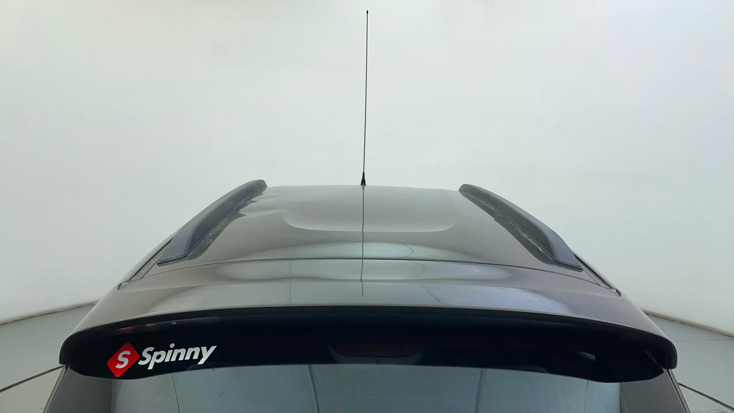 Used 2018 Renault Kwid RXT Petrol Manual exterior EXTERIOR ROOF VIEW