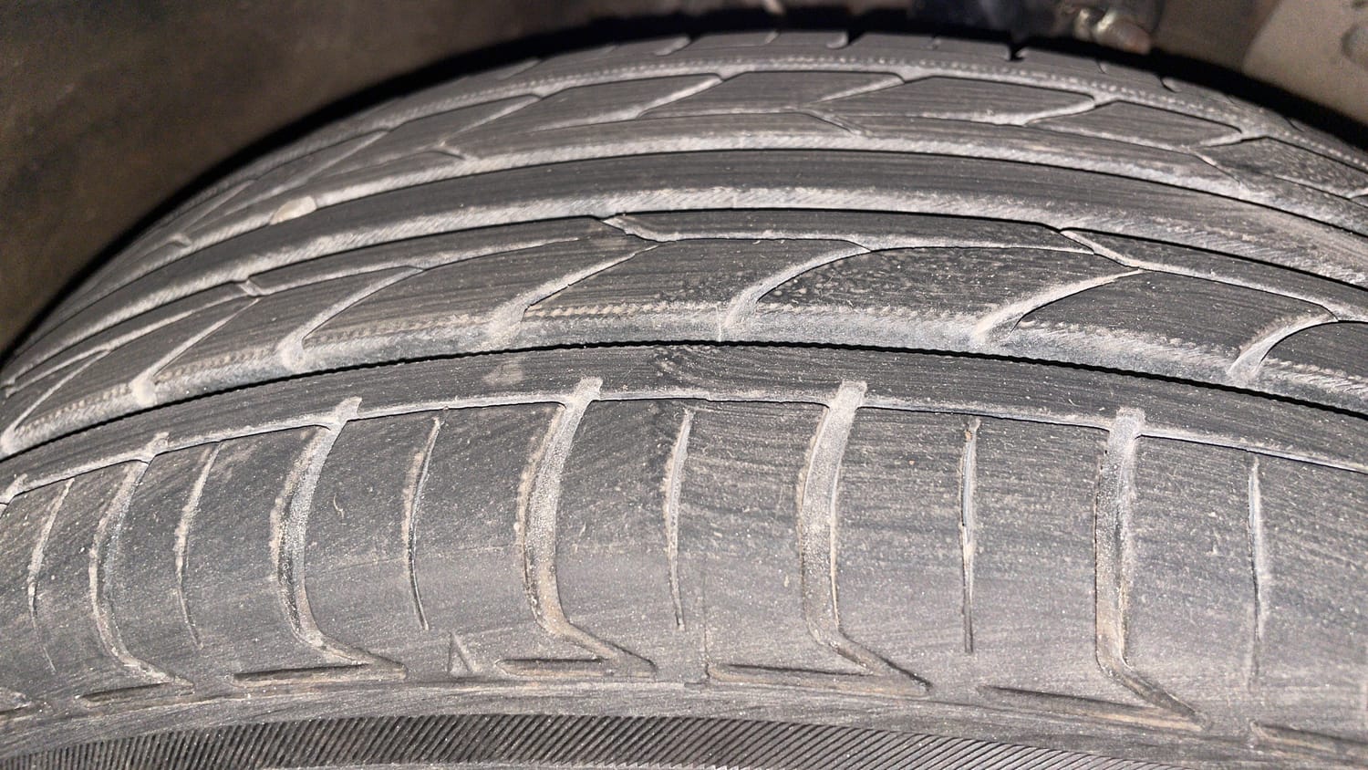 Used 2012 Honda City 1.5 S MT Petrol Manual tyres RIGHT FRONT TYRE TREAD VIEW