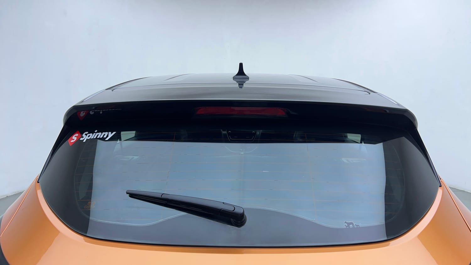 Used 2019 Tata Harrier XZ Diesel Manual exterior BACK WINDSHIELD VIEW