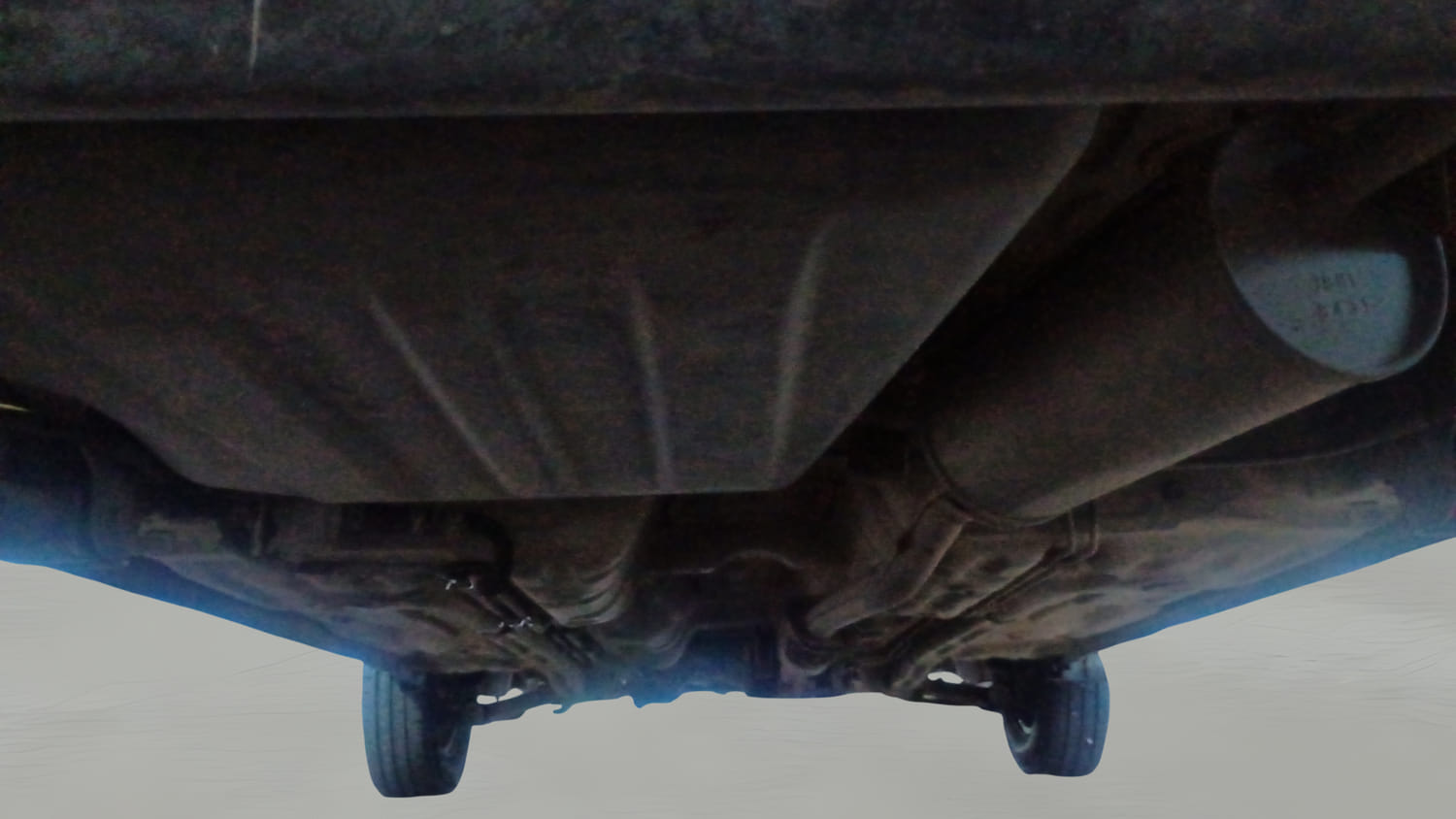 Used 2015 Maruti Suzuki Alto 800 Lxi Petrol Manual extra REAR UNDERBODY VIEW (TAKEN FROM REAR)