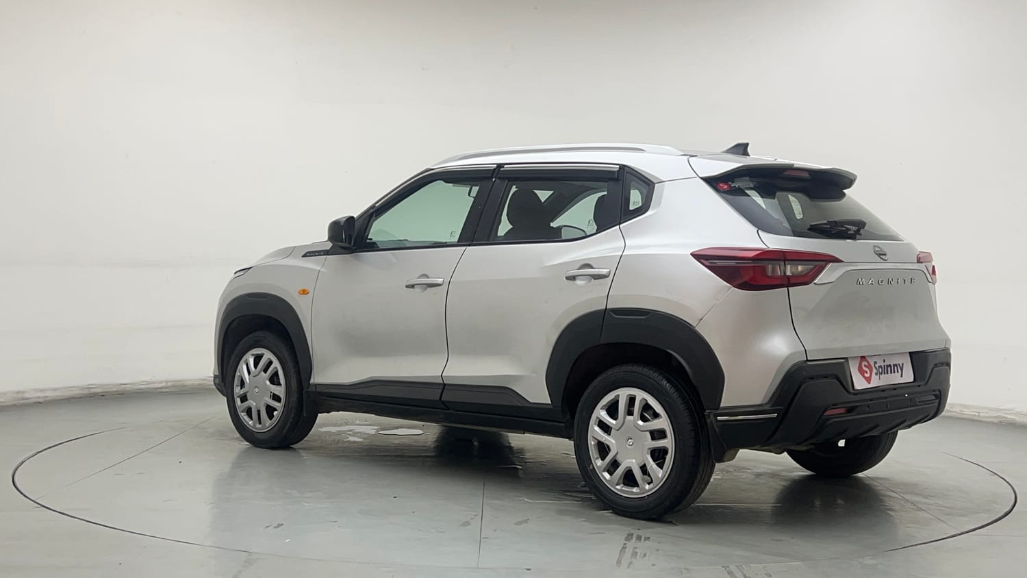 Used 2021 Nissan Magnite XE Petrol Manual exterior LEFT REAR CORNER VIEW