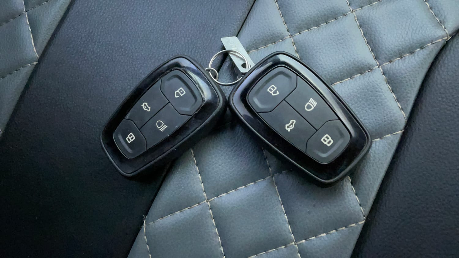 Used 2020 Tata Tigor XZ Plus Petrol Manual extra CAR KEY VIEW