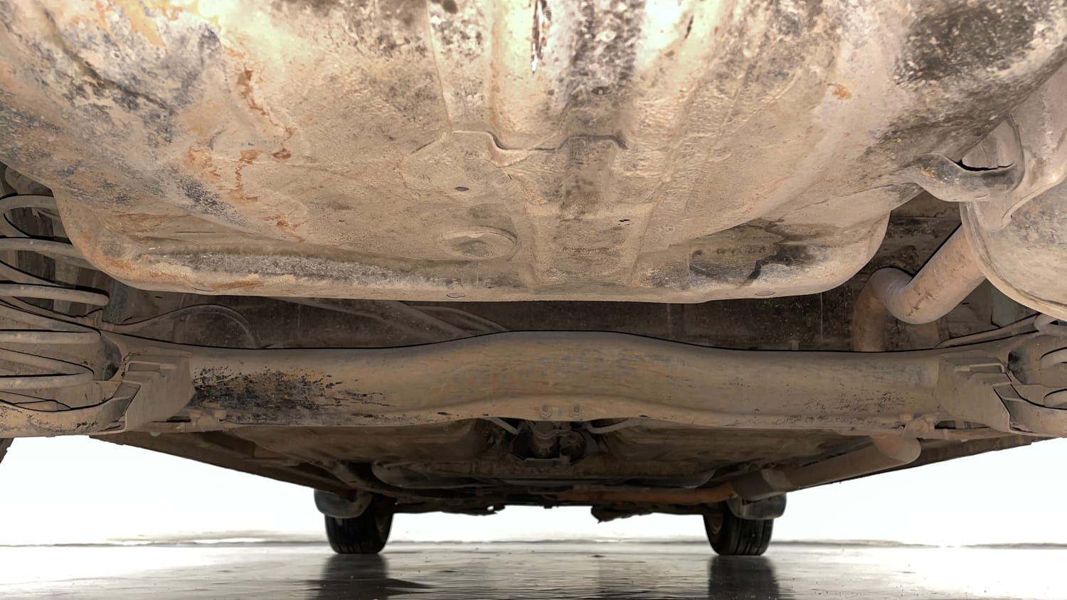 Used 2012 Honda City 1.5 S MT Petrol Manual extra REAR UNDERBODY VIEW (TAKEN FROM REAR)