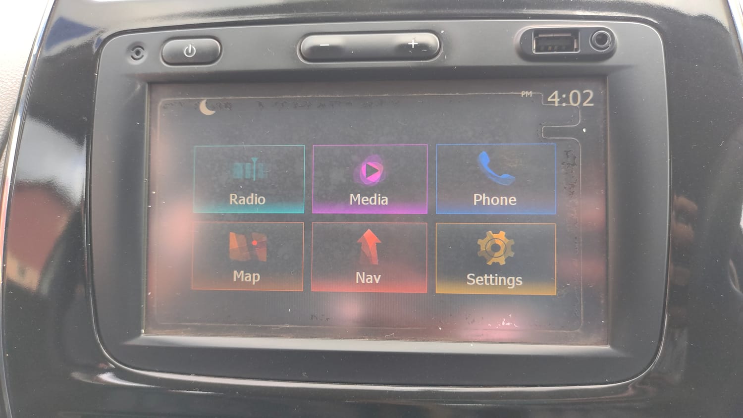 Used 2017 Renault Kwid 1.0 RXT AMT Opt Petrol Automatic top_features Touch screen infotainment system